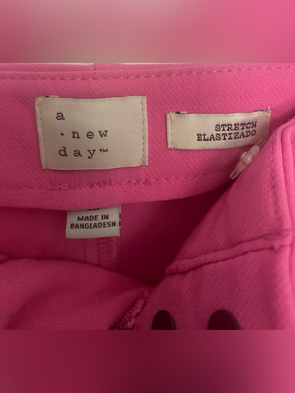 NEW - High-Waist Pink Pleated Shorts - Picture 5 of 5